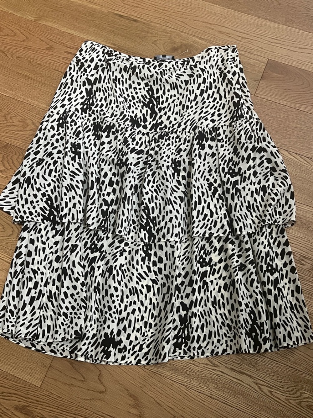 Lafayette 148 New York Black and White Tiered A-Line Skirt Size 14 NWT